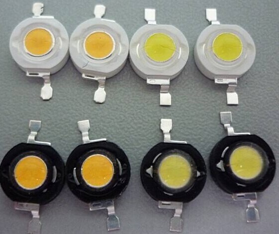 LED燈灌膠.jpg LED燈灌膠.jpg